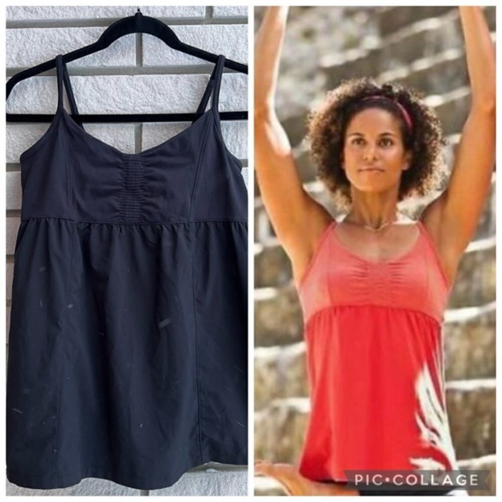 Athleta Bestie Tank Top - Built-in Shelf Bra - Black - Sz S